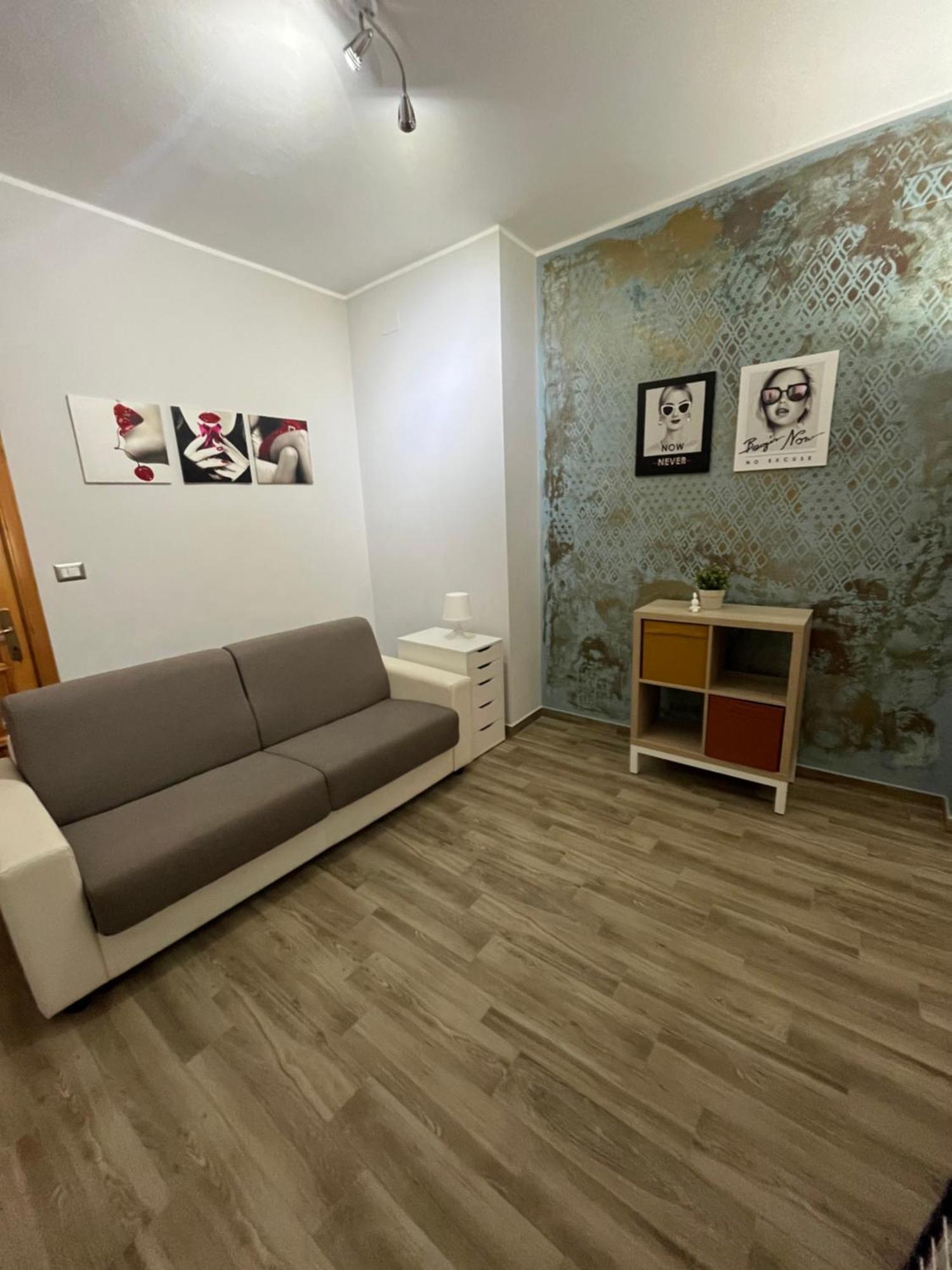 Bouganville Casa Vacanza Ambiente Climatizzato Con Wi Fi Pineto Exterior photo