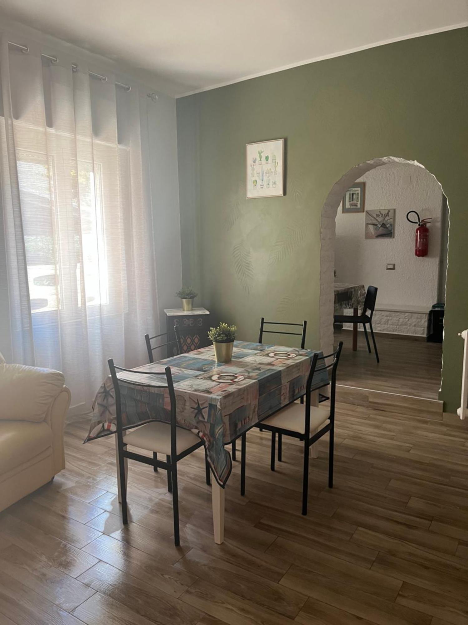 Bouganville Casa Vacanza Ambiente Climatizzato Con Wi Fi Pineto Exterior photo